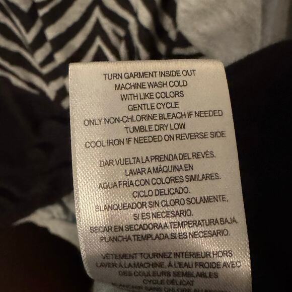 Absolutely Famous 3X Zebra Colorblock Knit Top NWT - Picture 5 of 6